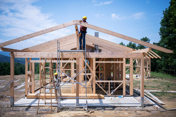 Quick and Trustworthy Emergency Roof Repair Services in Hypoluxo, FL